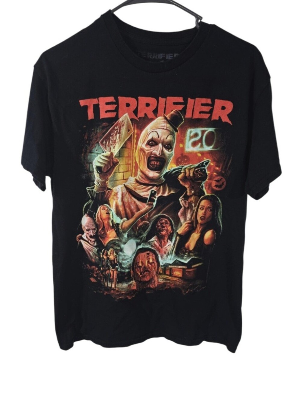 TERRIFIER Graphic Tee in Black and Red